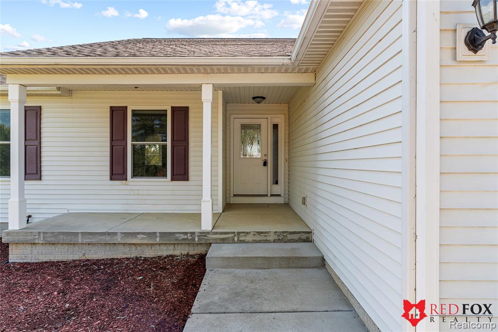 8110 Middleton Road, Corunna, MI 48817 — Photo 11
