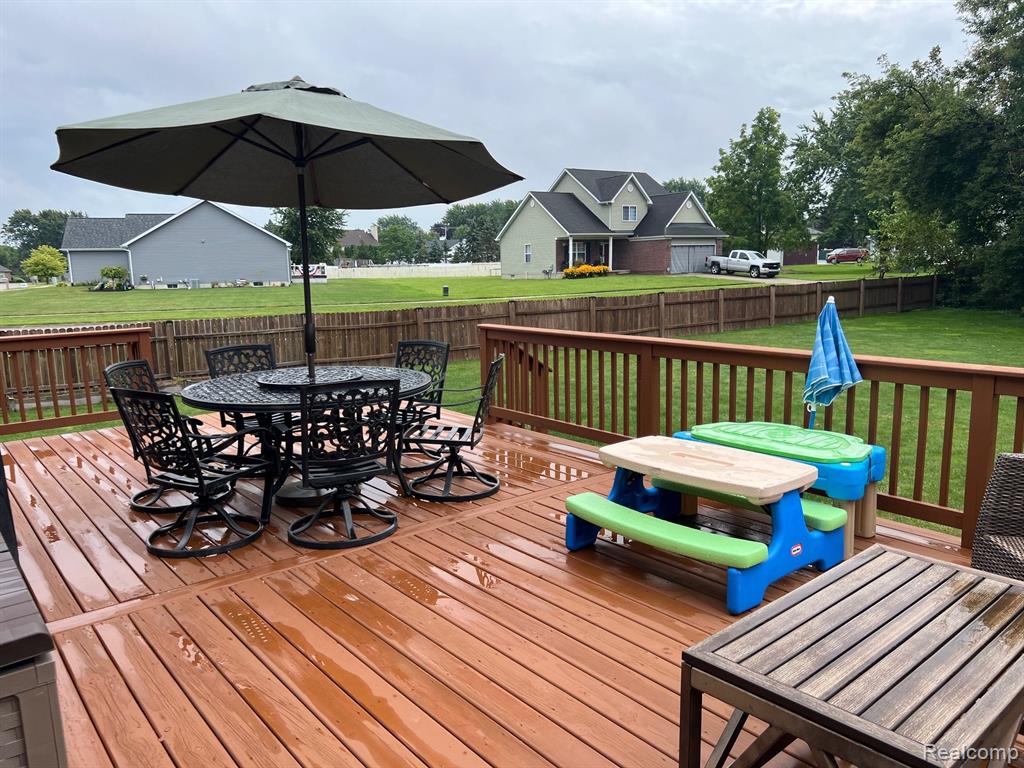 9308 MEADOWVIEW Drive, Davison, MI 48423 — Photo 7