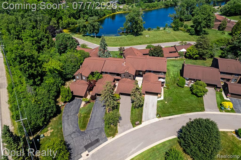 3961 Chablis Street, West Bloomfield, MI 48323 — Photo 43