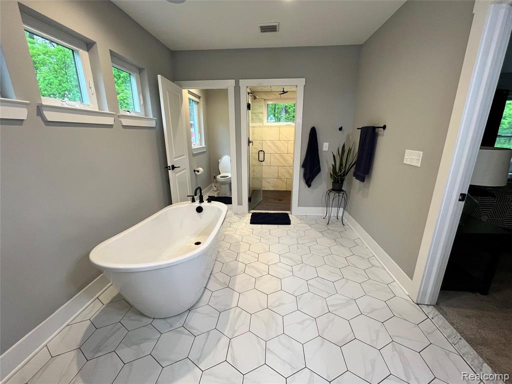 2400 N Hacker Road, Howell, MI 48855 — Photo 19