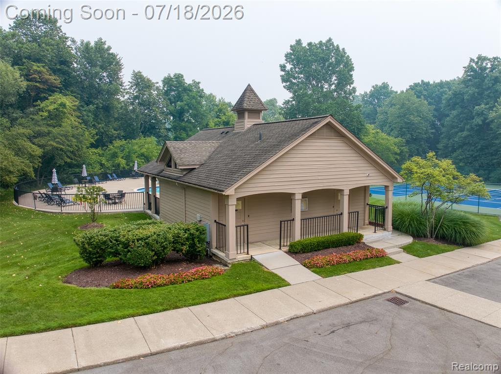 7482 Sheffield, West Bloomfield, MI — Photo 34