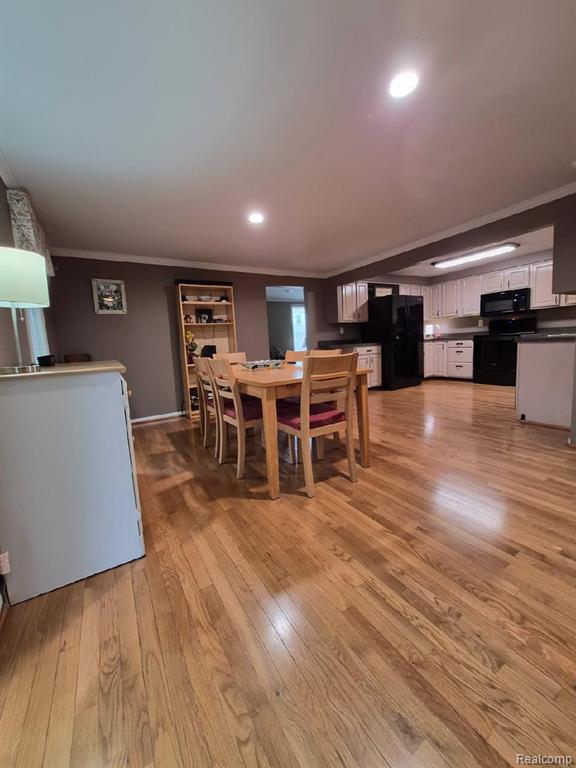 311 S Clinton Street, Stockbridge, MI 49285 — Photo 6