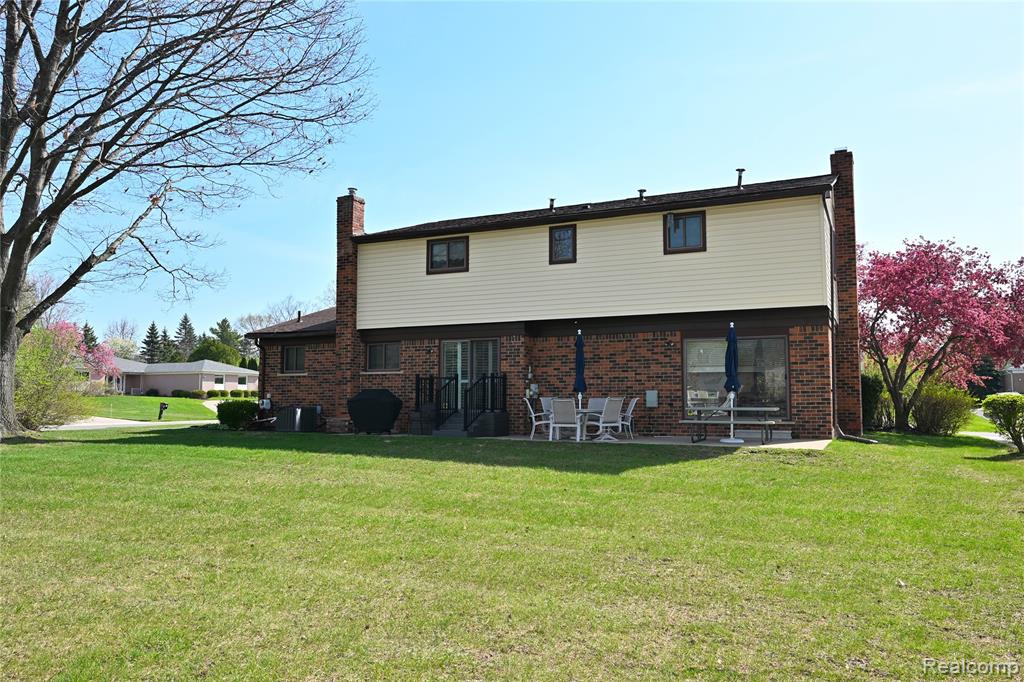 6024 Ledgeway Drive, West Bloomfield, MI — Photo 31