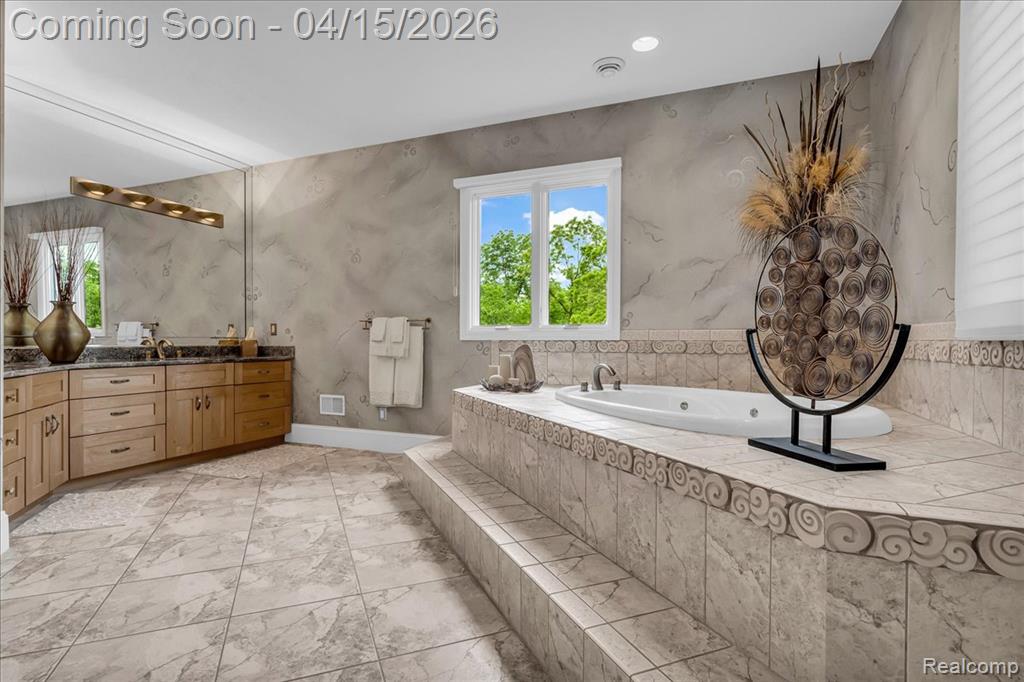 550 Kings Fairway Court, Grand Blanc, MI 48439 — Photo 28