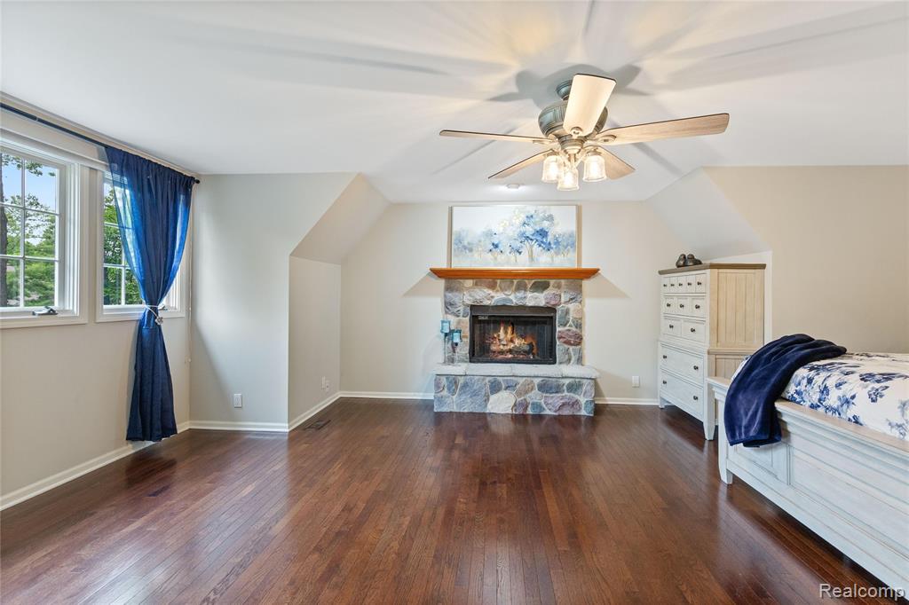 8268 Pine Lake Drive, Davisburg, MI 48350 — Photo 36