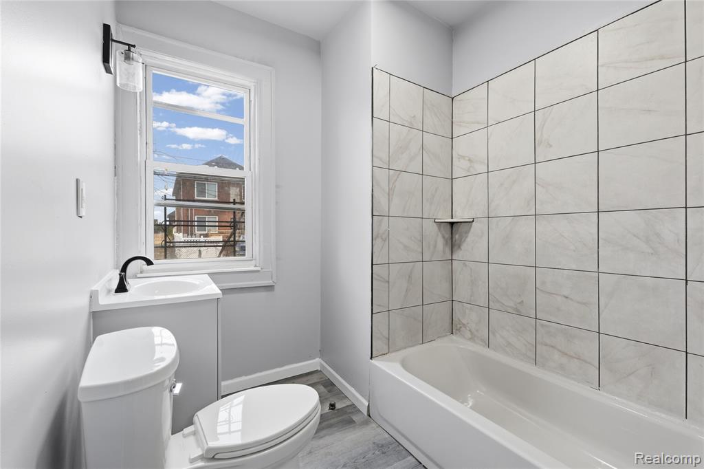 3290 Tuxedo Street, Detroit, MI 48206 — Photo 17