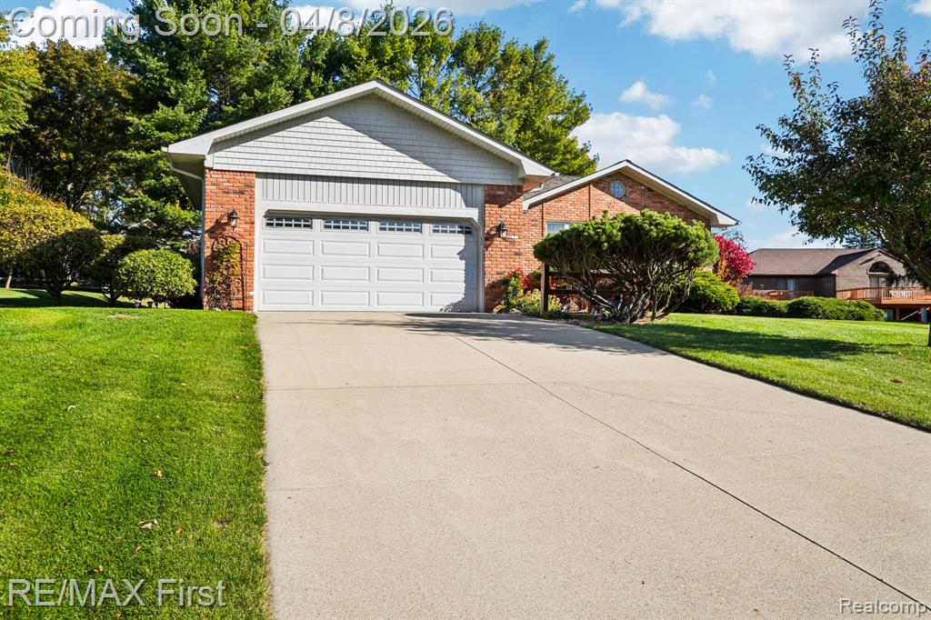 1200 Eagle Nest Drive, Rochester, MI 48306 — Photo 42