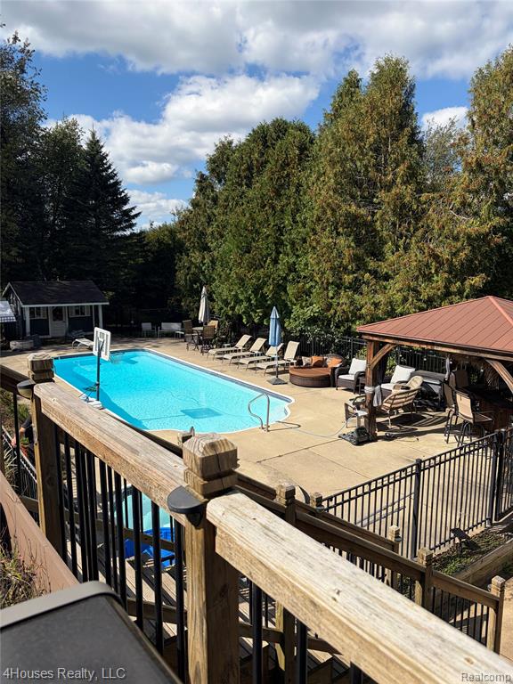 10136 Cedar Knoll Court - Photo 4