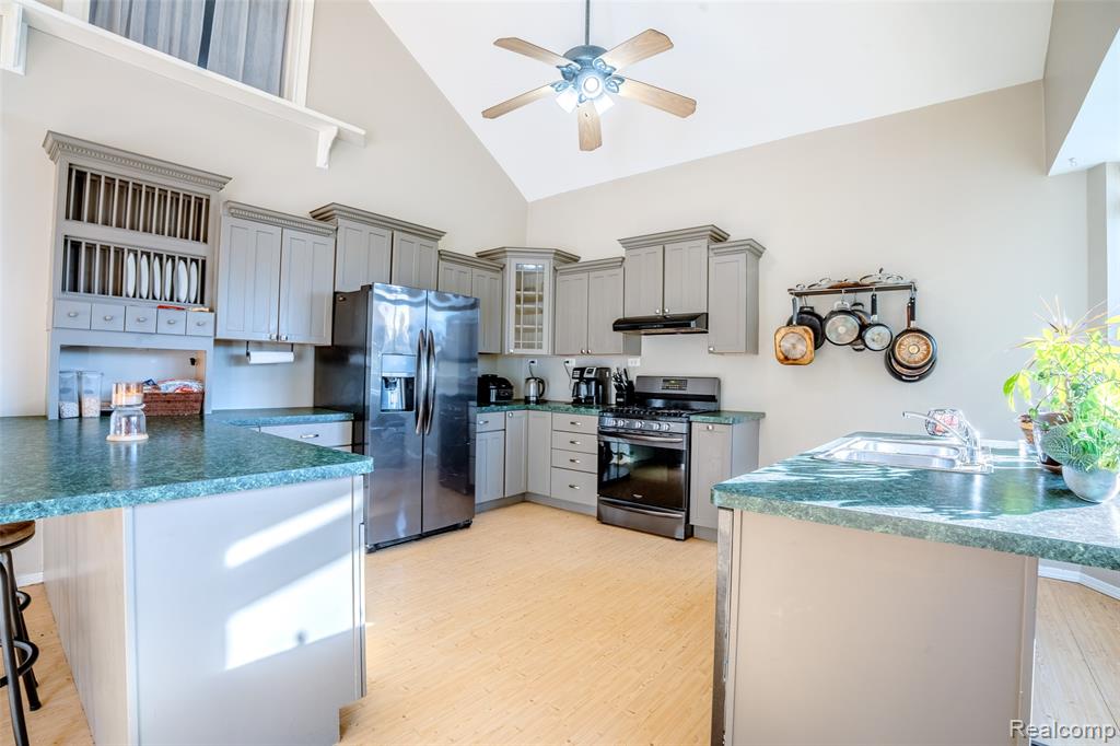 9756 Janet Street, Taylor, MI 48180 — Photo 6