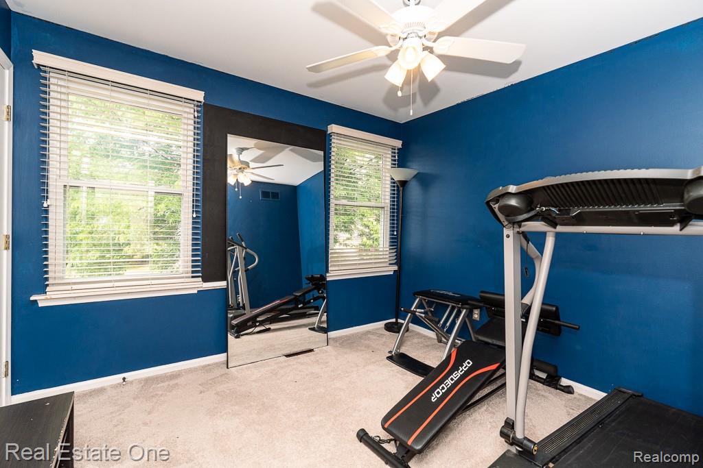606 Whitney Drive, Rochester Hills, MI 48307 — Photo 26