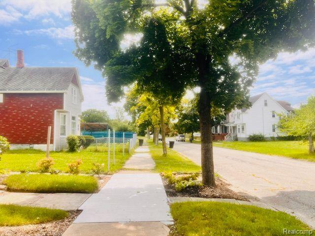 3964 SHERIDAN Street, Detroit, MI 48214 — Photo 14