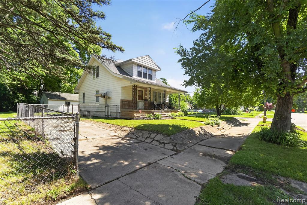 702 Leland Street, Flint, MI 48507 — Photo 5
