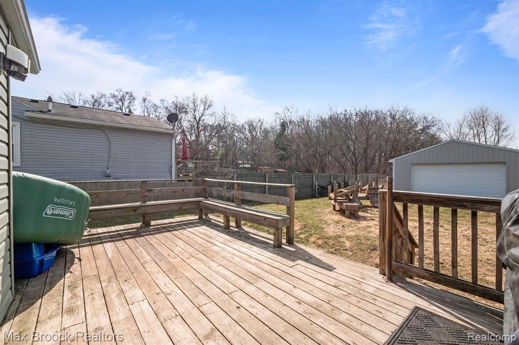 4840 Jamm Road, Lake Orion, MI — Photo 24