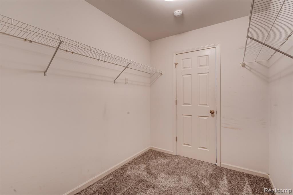 41211 N MAPLEWOOD Drive, Canton, MI 48187 — Photo 37