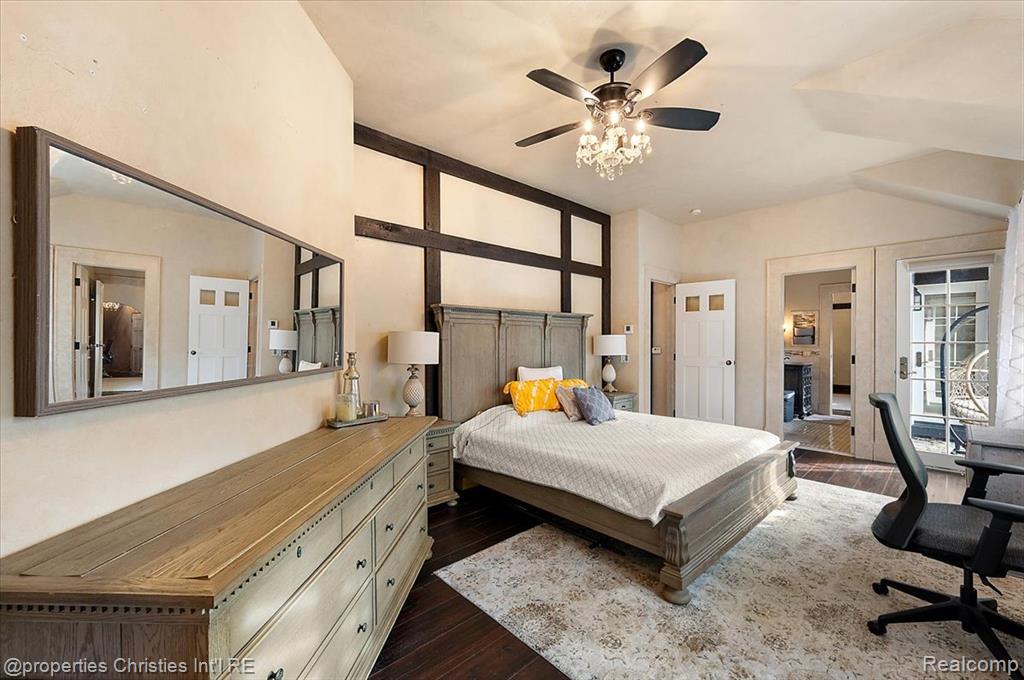 3701 Northwood, West Bloomfield, MI, 48324