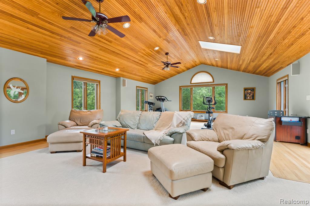 2325 7 Mile Road, South Lyon, MI 48178 — Photo 50