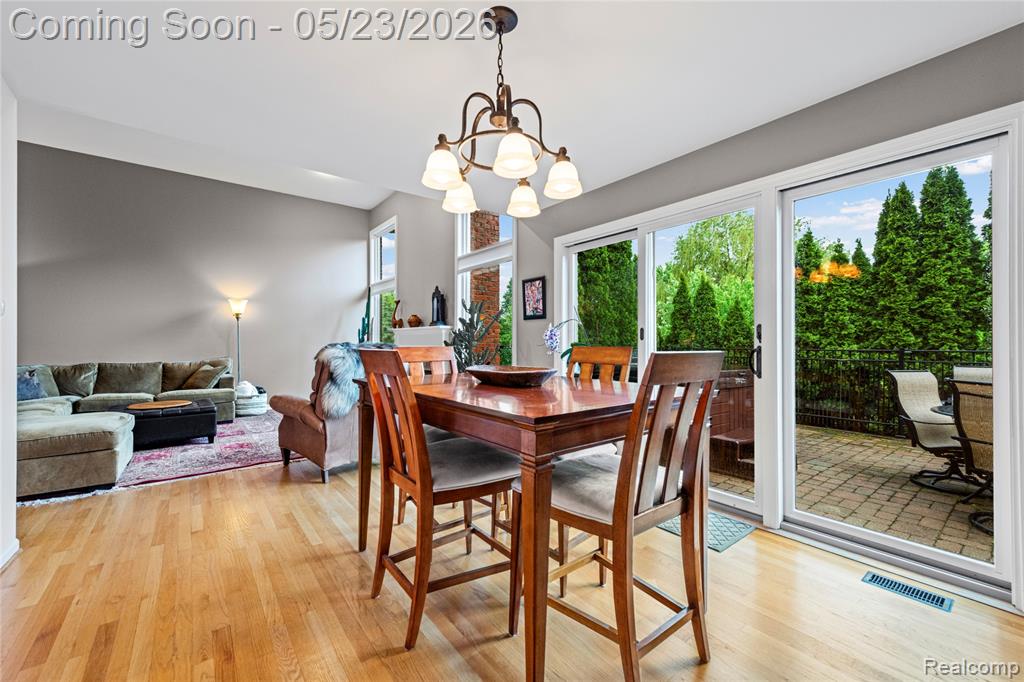 51013 W Hills Drive, Plymouth, MI 48170 — Photo 23