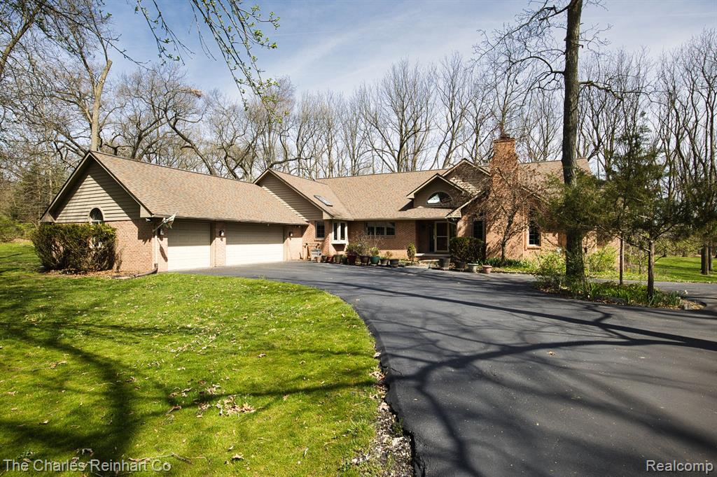 8494 CEDAR HILLS Drive, Dexter, MI 48130 — front exterior