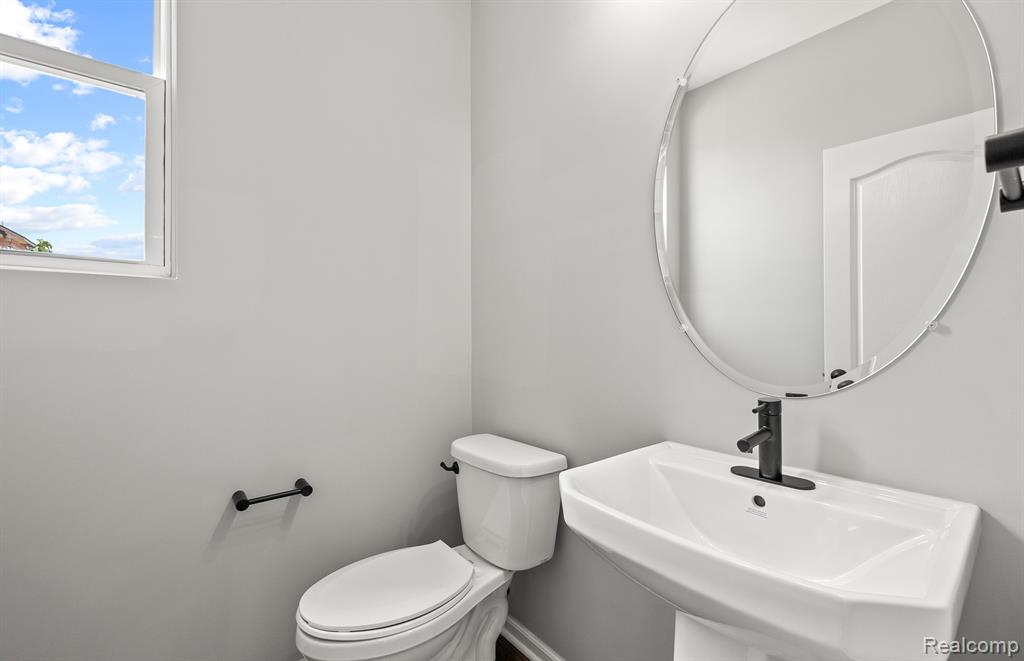 43026 Atwood Avenue, Novi, MI — Photo 23