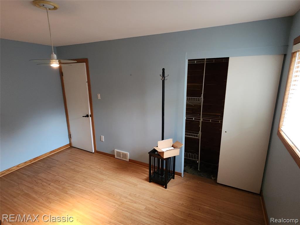 6388 Hermana Road, West Bloomfield, MI 48324 — Photo 14