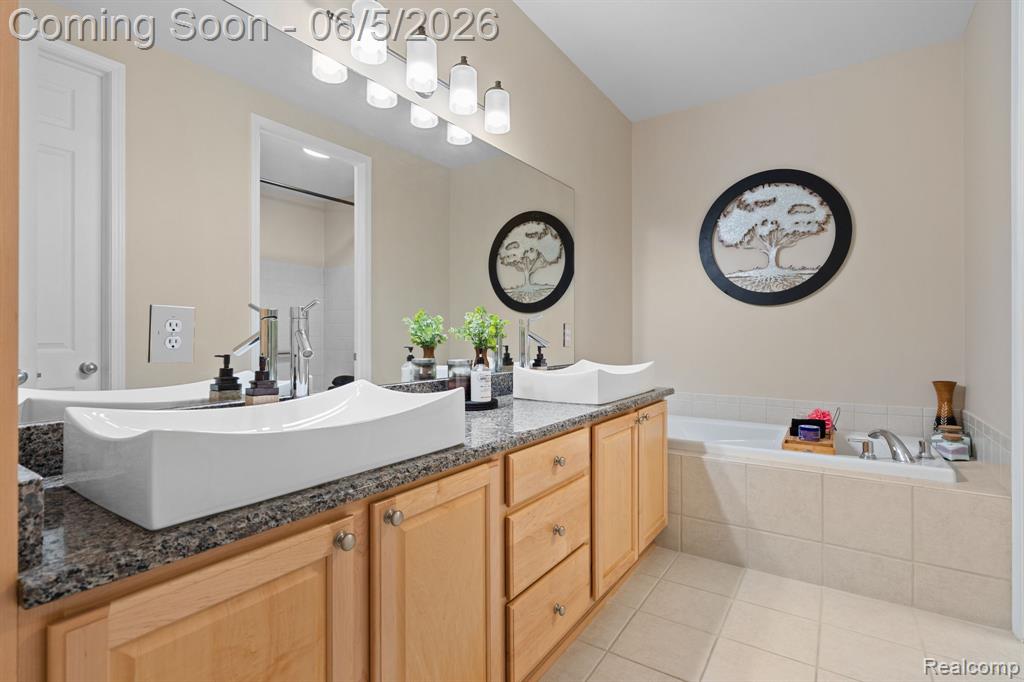 423 Patriot Street, 176, Canton, MI 48188 — Photo 8