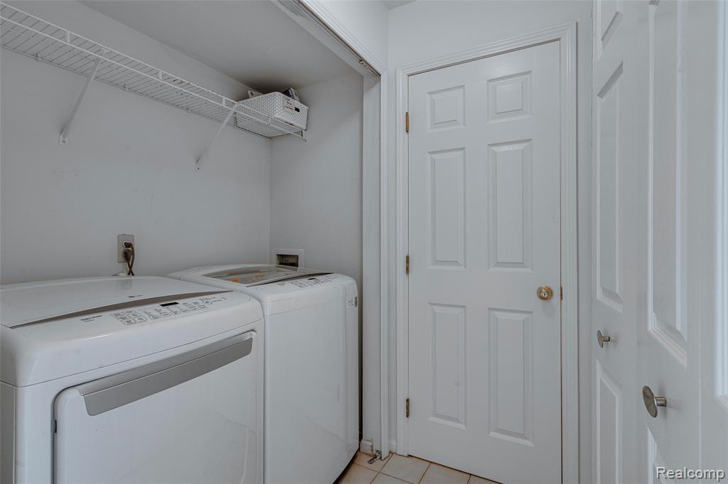 44981 Coachman Court, Canton, MI 48187 — Photo 15