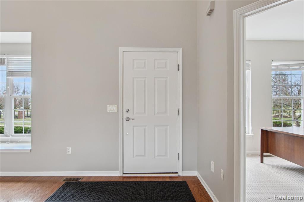 1902 PADDOCK Lane, Canton, MI 48188 — Photo 7
