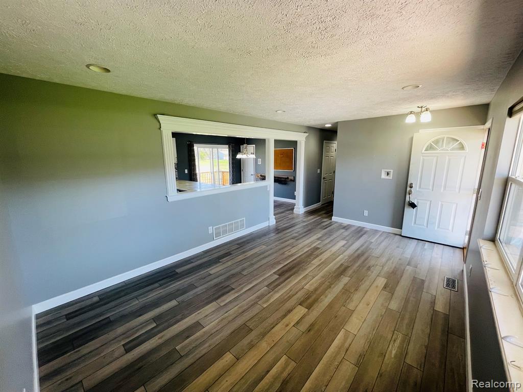 3990 WILLOUGHBY Road, Holt, MI 48842 — Photo 8
