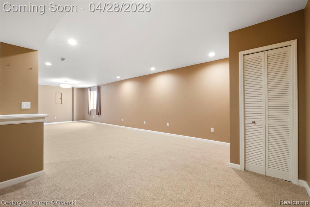 1091 Paddock Drive, South Lyon, MI 48178 — Photo 41