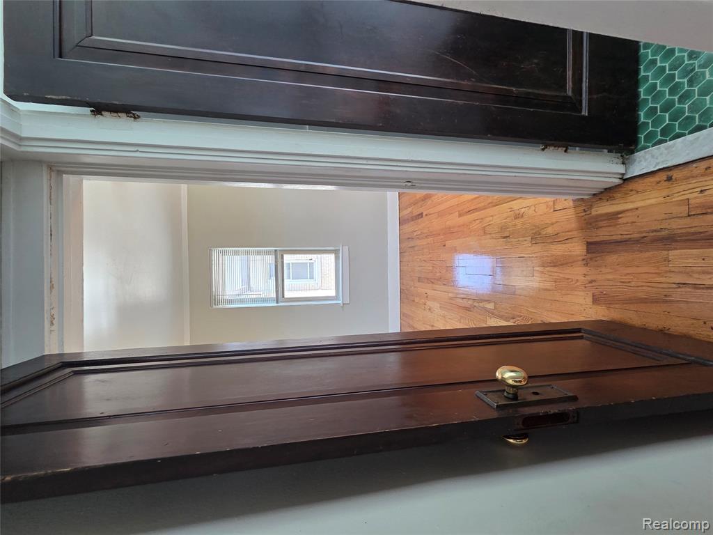 870 SEWARD Street, Detroit, MI 48202 — Photo 9