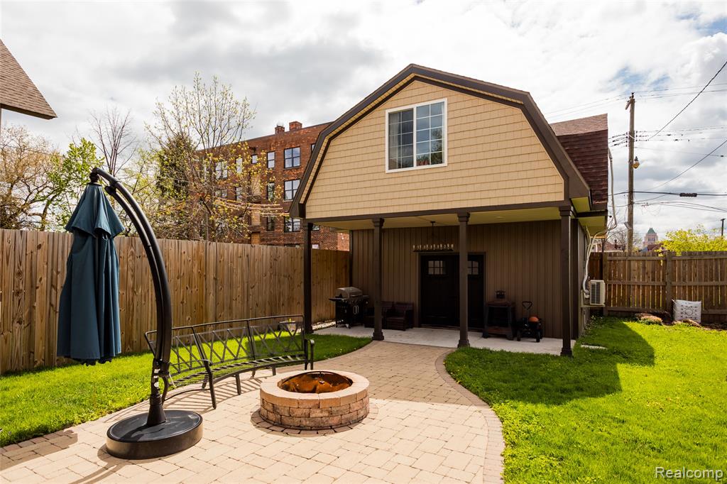121 Atkinson Street, Detroit, MI 48202 — Photo 20