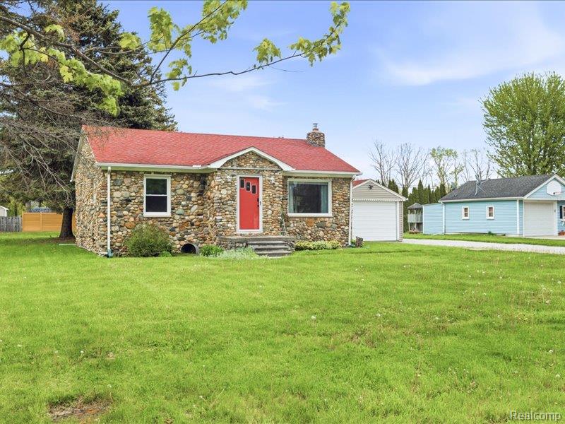 87 Connecticut Avenue, Marysville, MI 48040 — Photo 3