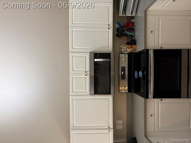 5523 Ashby Court, Waterford, MI 48327 — Photo 11