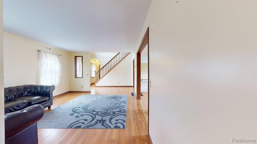 10691 COUNTY LINE Road, Milan, MI 48160 — Photo 12