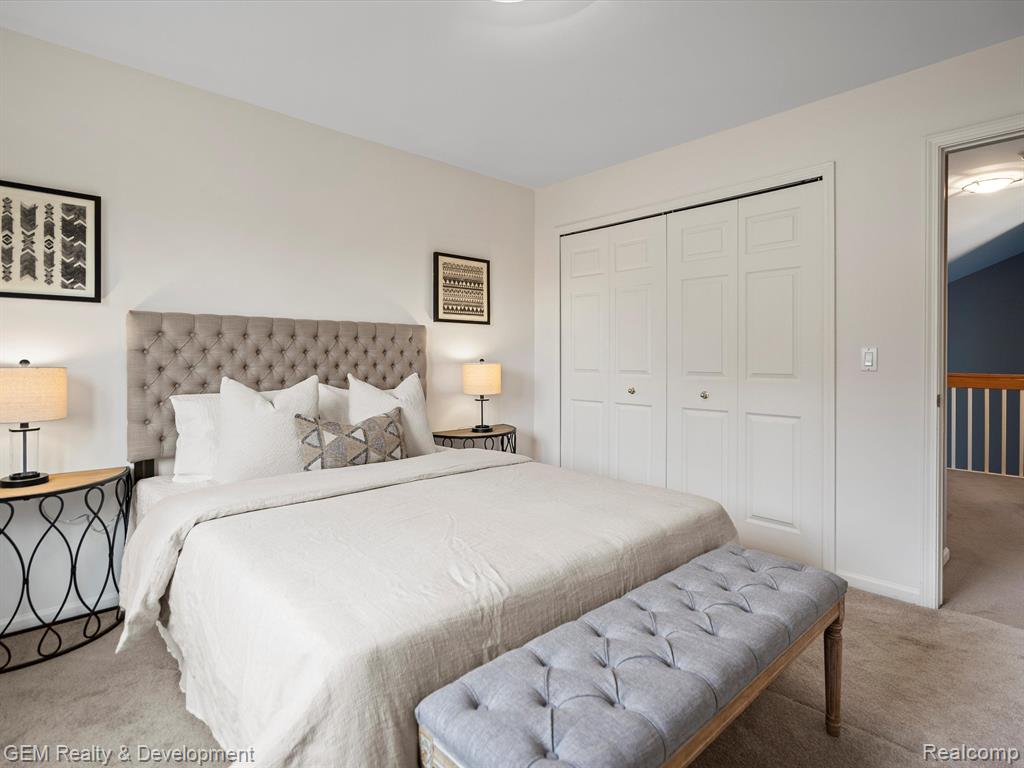 7487 KENNINGTON Boulevard, West Bloomfield, MI — Photo 24