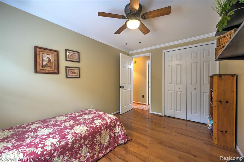 978 Oak Ridge Circle, Brighton, MI 48116 — Photo 31
