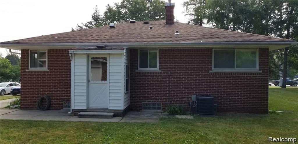 6119 ROCHESTER Road, Troy, MI 48085 — Photo 5