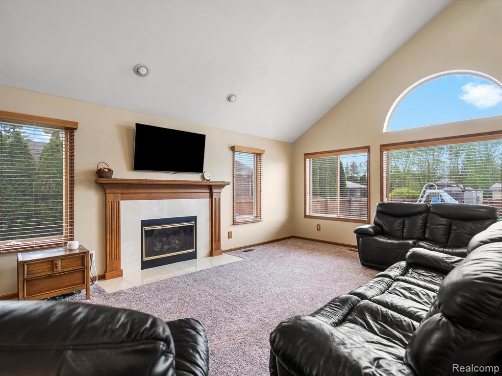 46891 EDGEWATER Drive, Macomb, MI 48044 — Photo 12