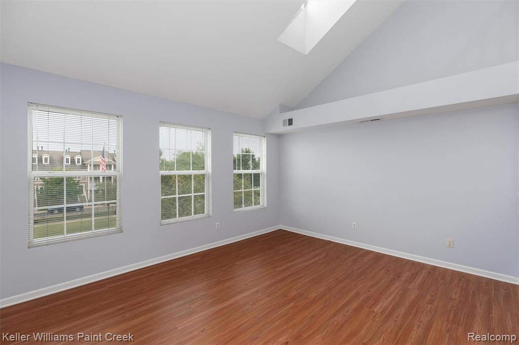 1093 Foxboro, Troy, MI 48083 — Photo 5