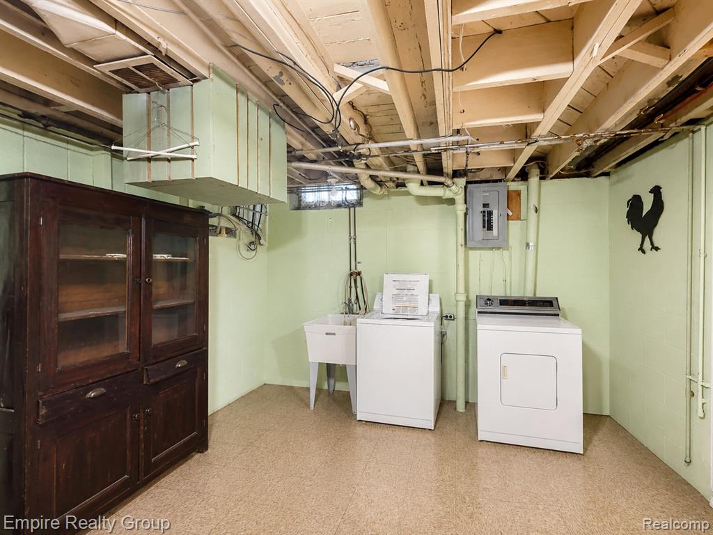17300 Buckingham Avenue, Beverly Hills, MI 48025 — Photo 29