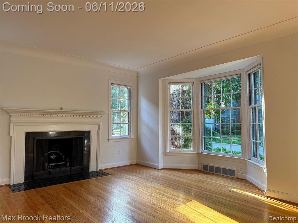 14 Fairwood Boulevard, Pleasant Ridge, MI — Photo 12