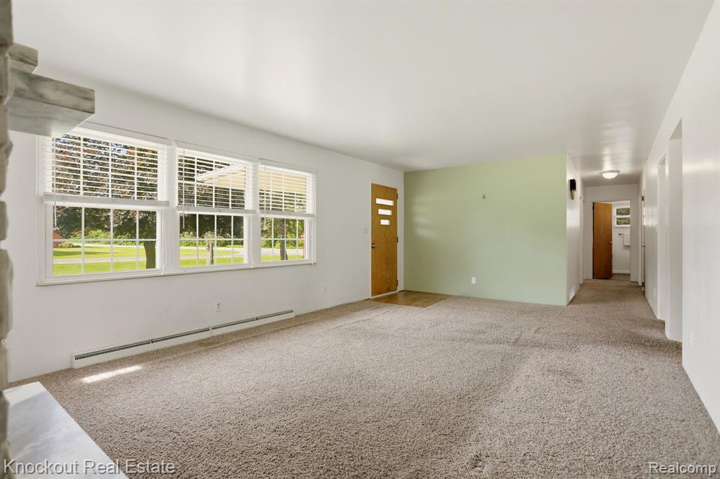 5992 Dubois Road, Vassar, MI 48768 — Photo 8
