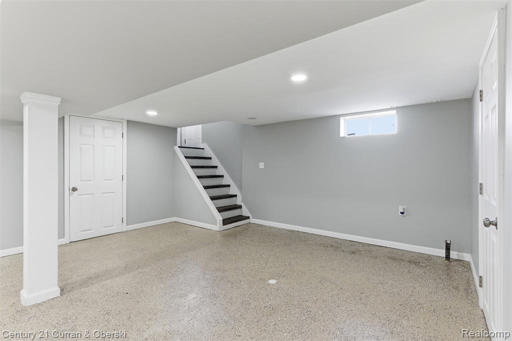 17901 Inkster Road, Brownstown, MI 48174 — Photo 27
