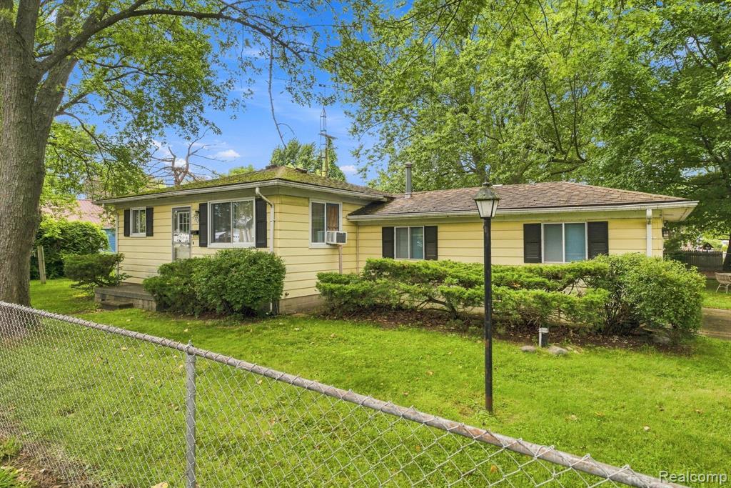 7337 Dogwood Road, Lexington, MI 48450