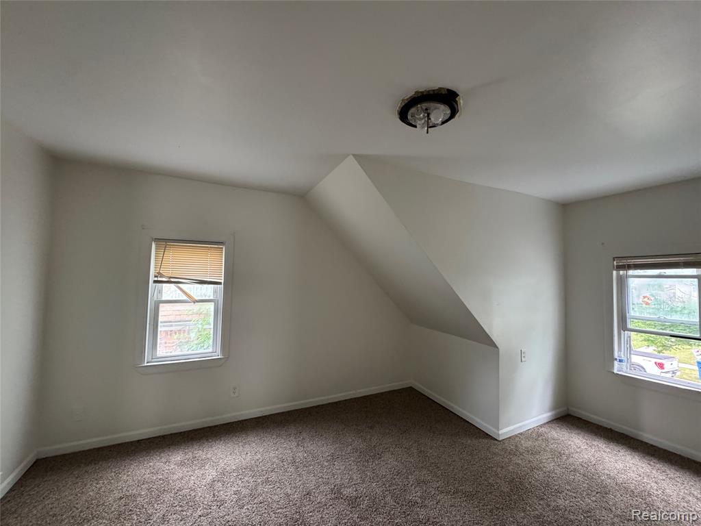 5728 Highview Street, Dearborn Heights, MI 48127 — Photo 12