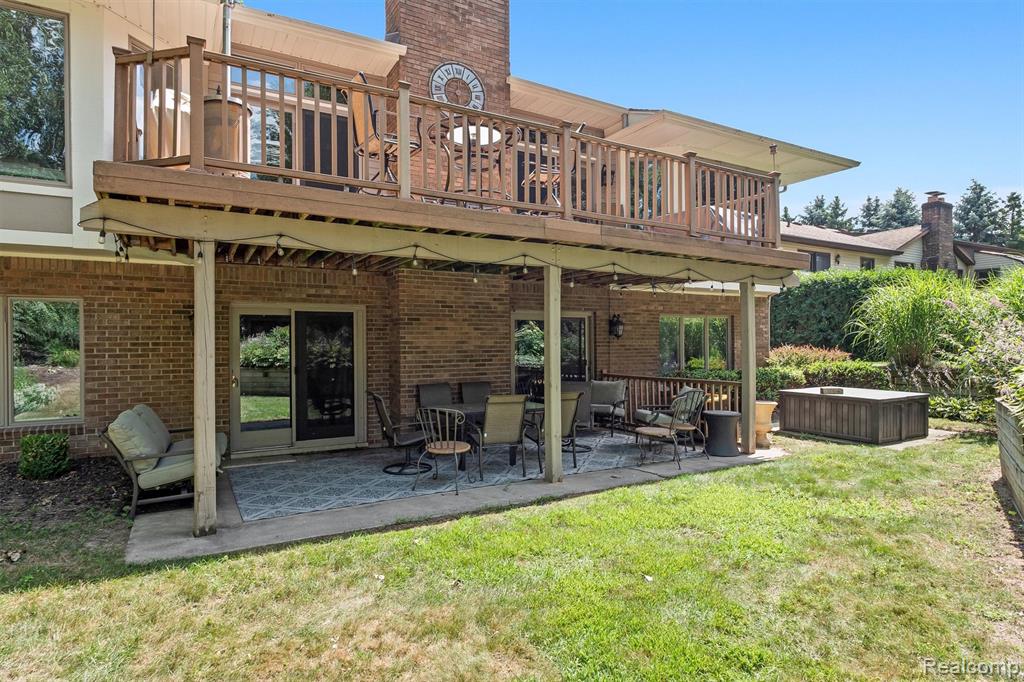 41855 Brentwood Drive, Plymouth, MI 48170 — Photo 38