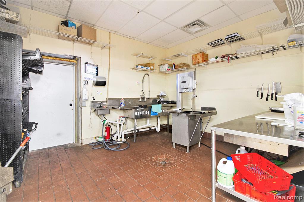 28711 #28717 Hoover Road, Warren, MI 48093 — Photo 25
