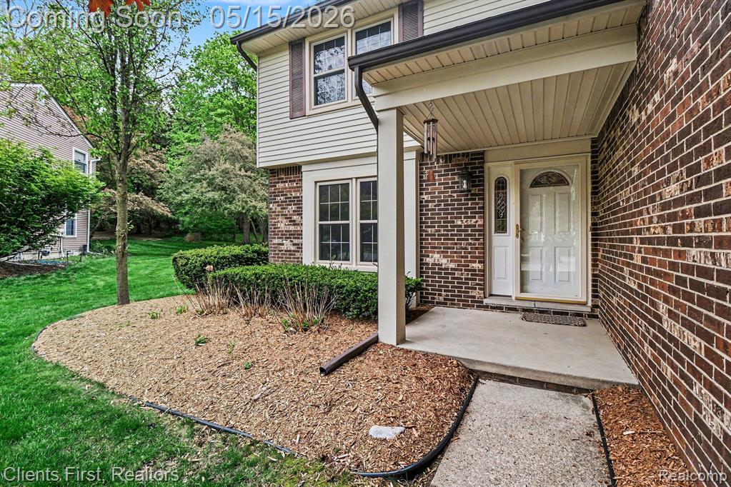 42542 Knollwood Court - Photo 3