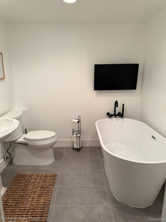 5939 DARB LAKE Drive, West Bloomfield, MI 48324 — Photo 12