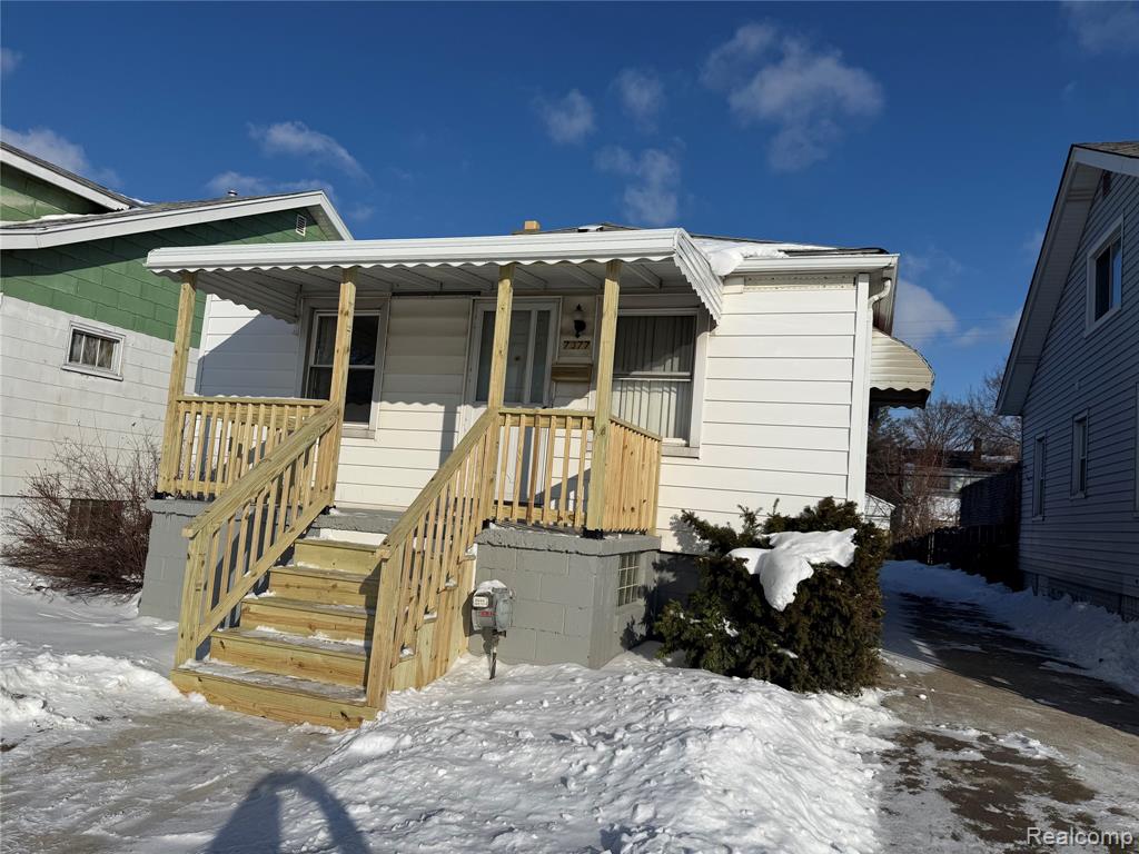 7377 Bernice, Center Line, MI 48015 — Photo 15